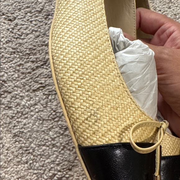 Stuart Weitzman Black and rafia Cap-Toe Flats - Picture 4 of 5